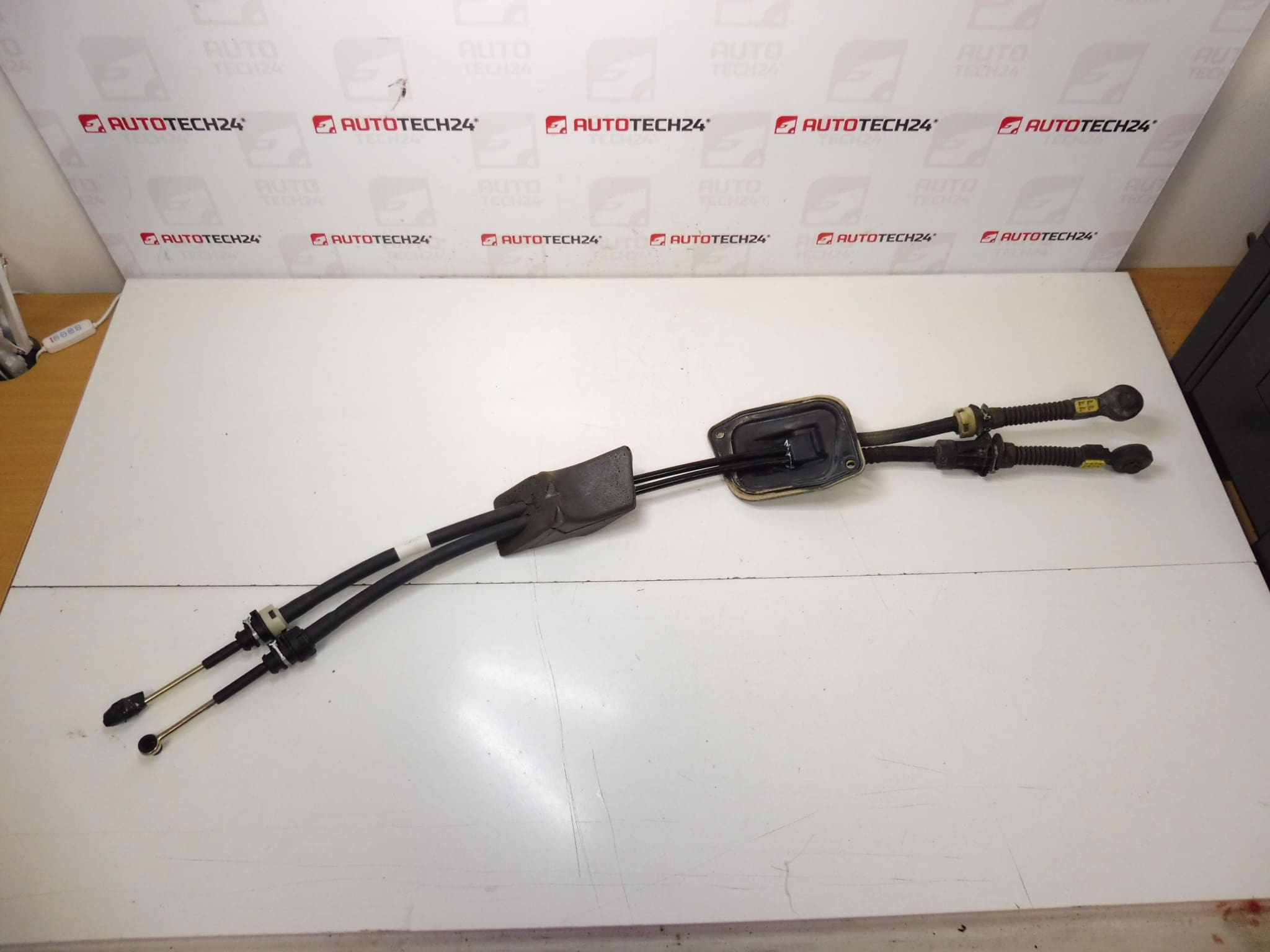 Schalthebel Citroën Xsara Picasso 2444P4