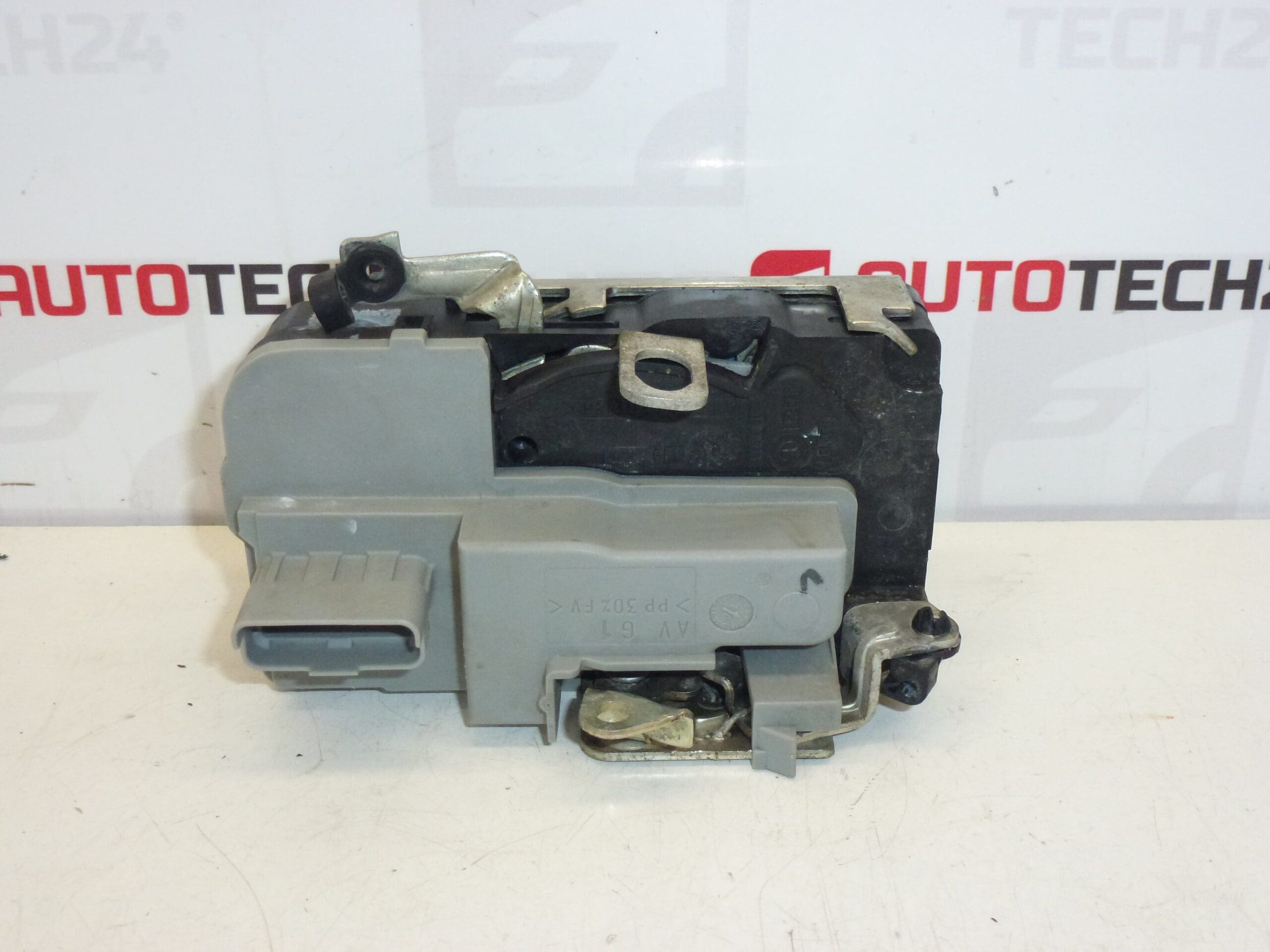 Elektrisches Türschloss, vorne links, Peugeot 206/206+, 9135R9 – Bild 2