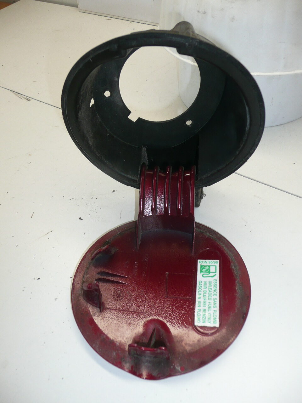 Tankdeckel Citroën Xsara Picasso KKQD 9631275877 151780