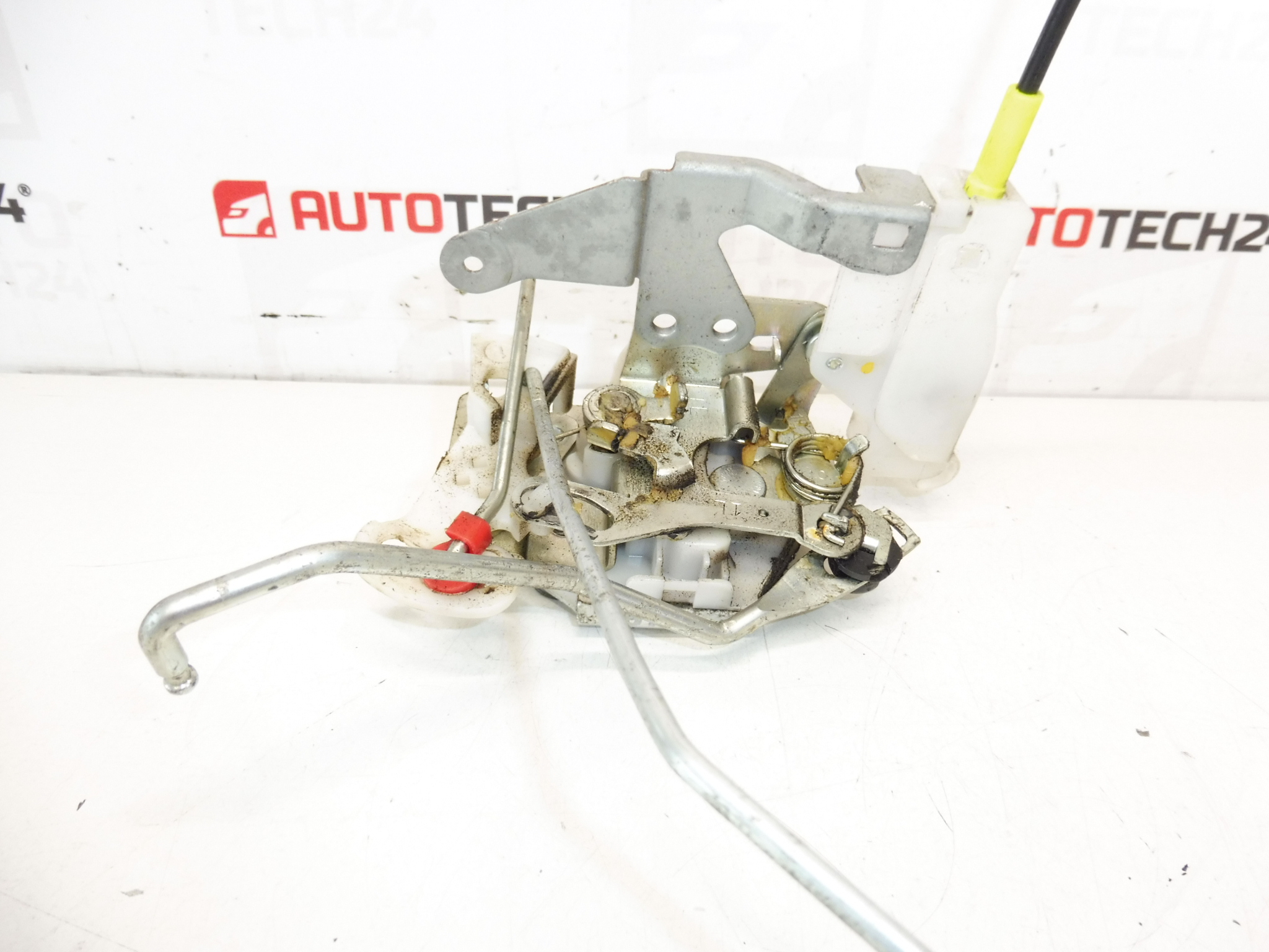 Türschloss links vorne Aisin Citroën C1 Peugeot 107 9135S3