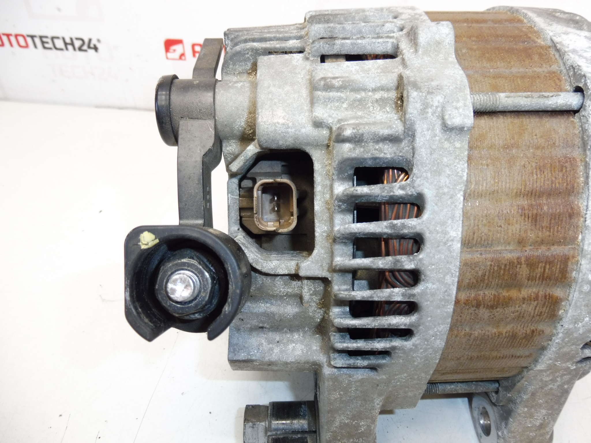Alternator 2.0 2.2 HDI Citroën Peugeot 180A CL18 9654752880