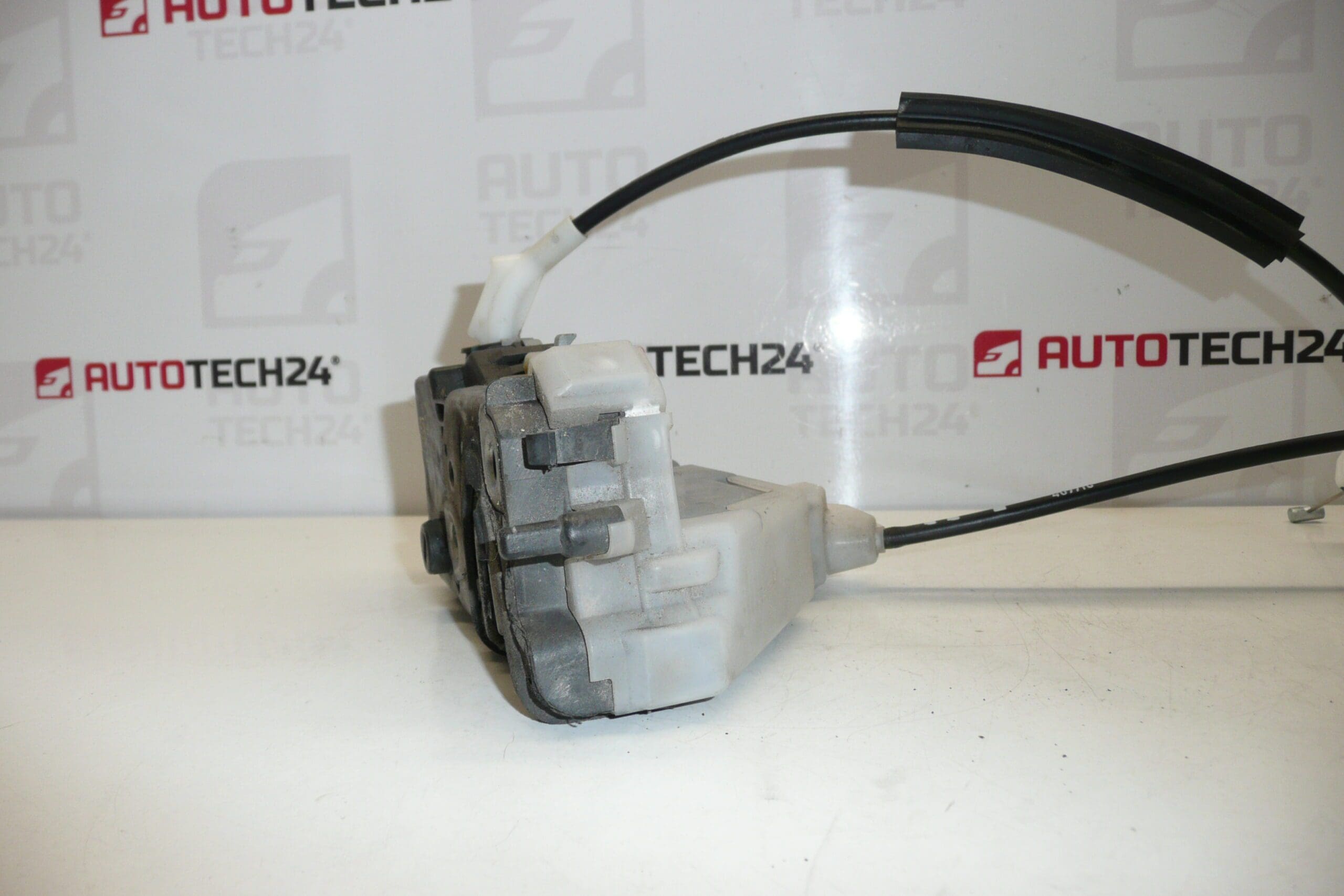 Linkes hinteres Türschloss Citroën C5 (X7) A04078 9137W0 – Bild 2