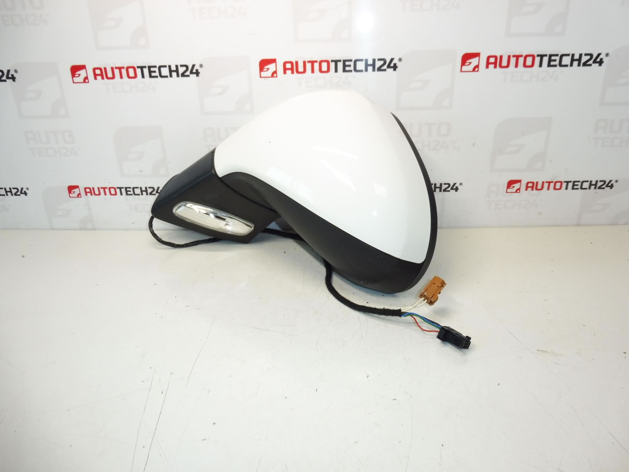 Linker Spiegel EWP Peugeot 207 96806498xt 8149zg