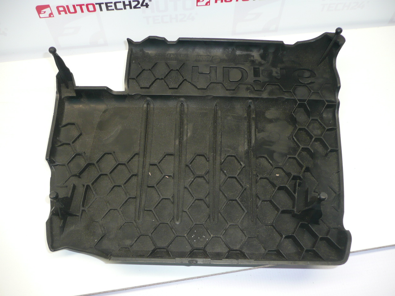 Motorabdeckung 1.6 HDI Peugeot 9659999880 0137E5