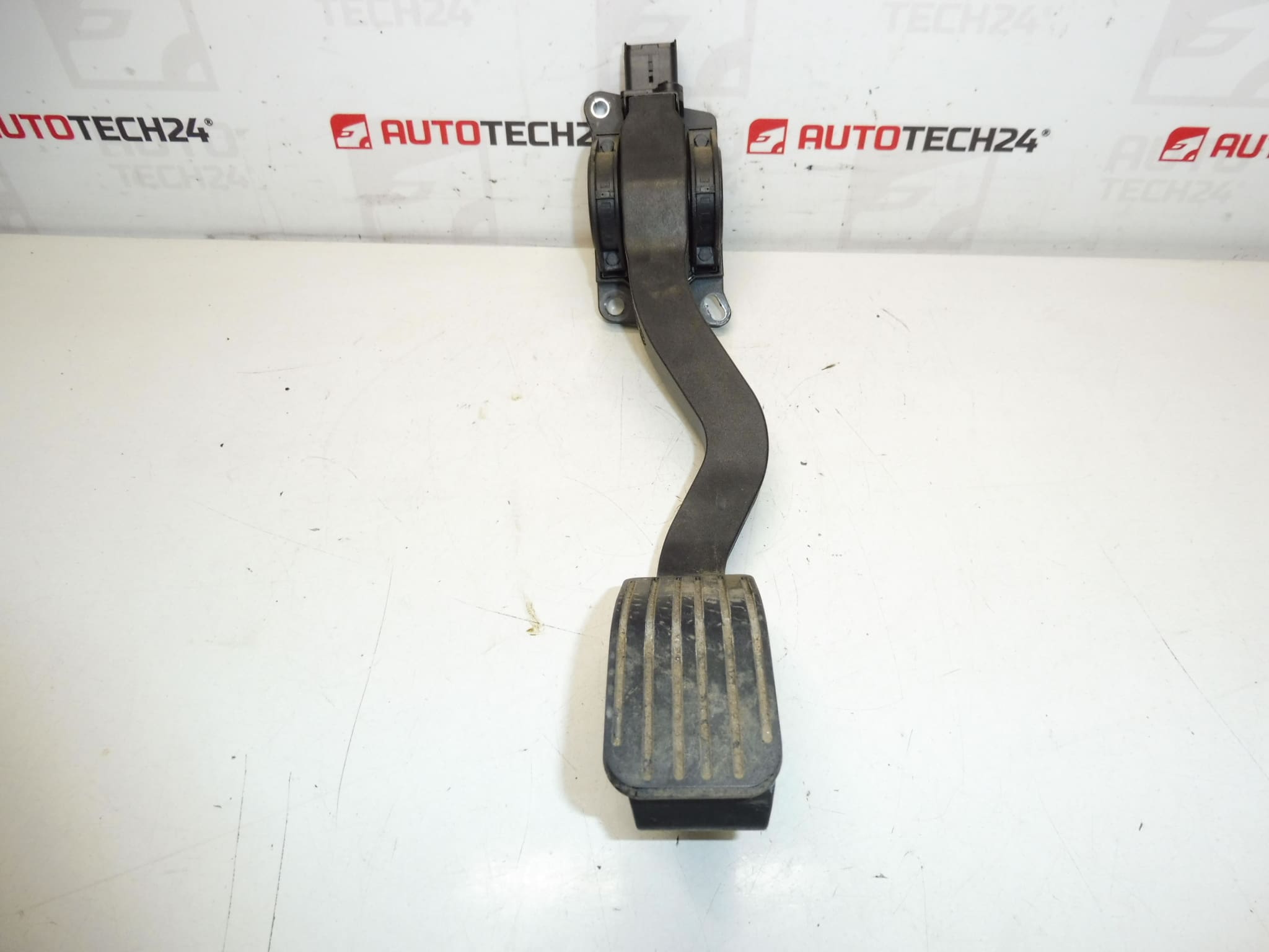 Citroën Peugeot Bosch 028075235 9645851580