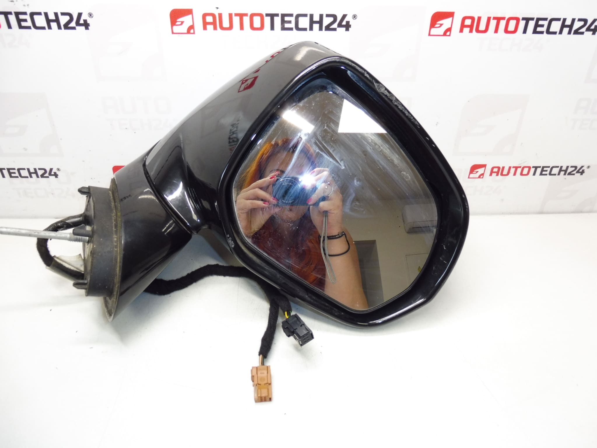 Rechter elektrisch verstellbarer Außenspiegel KGWC Citroën C3 Picasso 8153XR – Bild 2