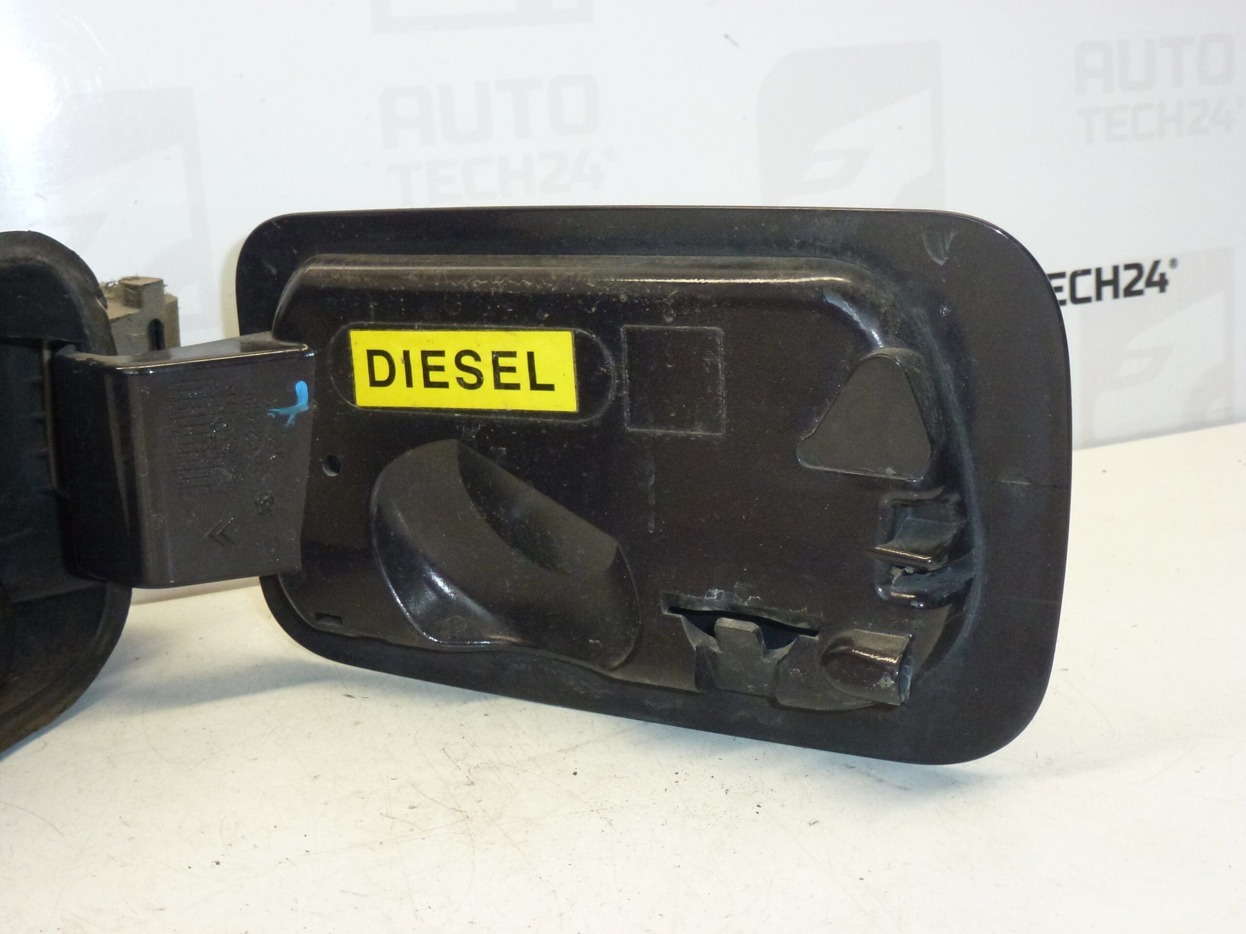 Tankdeckel Abdeckung Citroën C5 9633284180 151784 EFBD – Bild 2