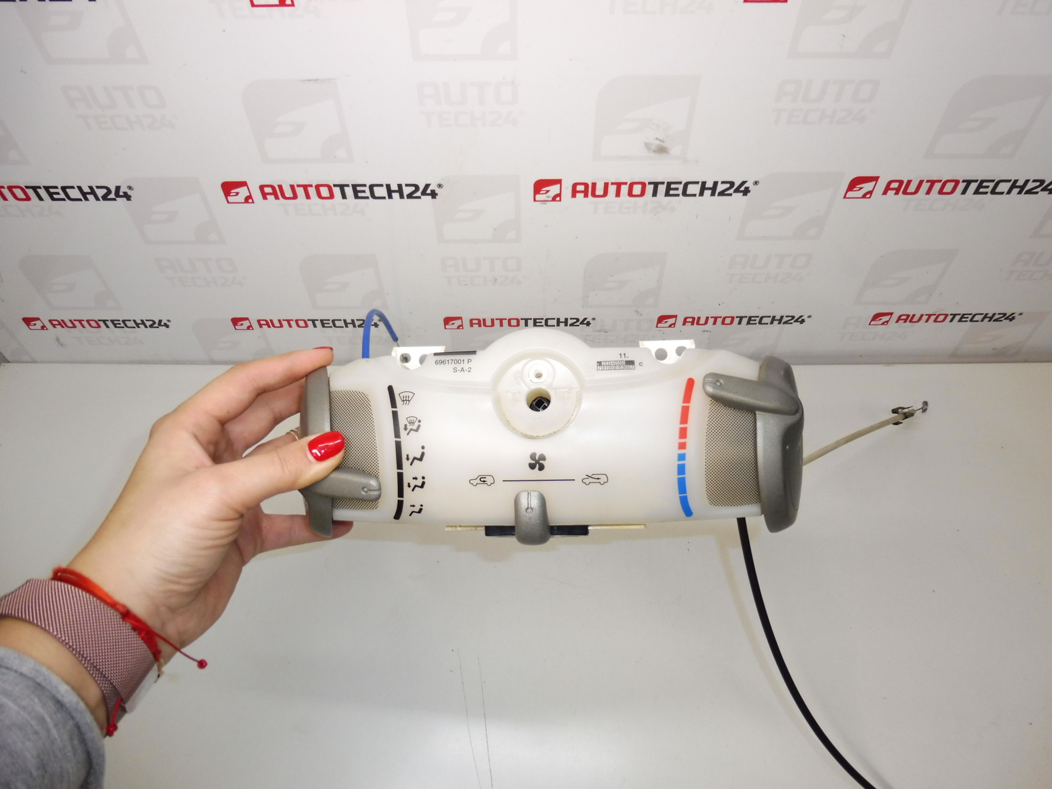 Klimaanlagensteuerung Citroën Peugeot 55900-0H040 55900-0H020 mit Gestänge