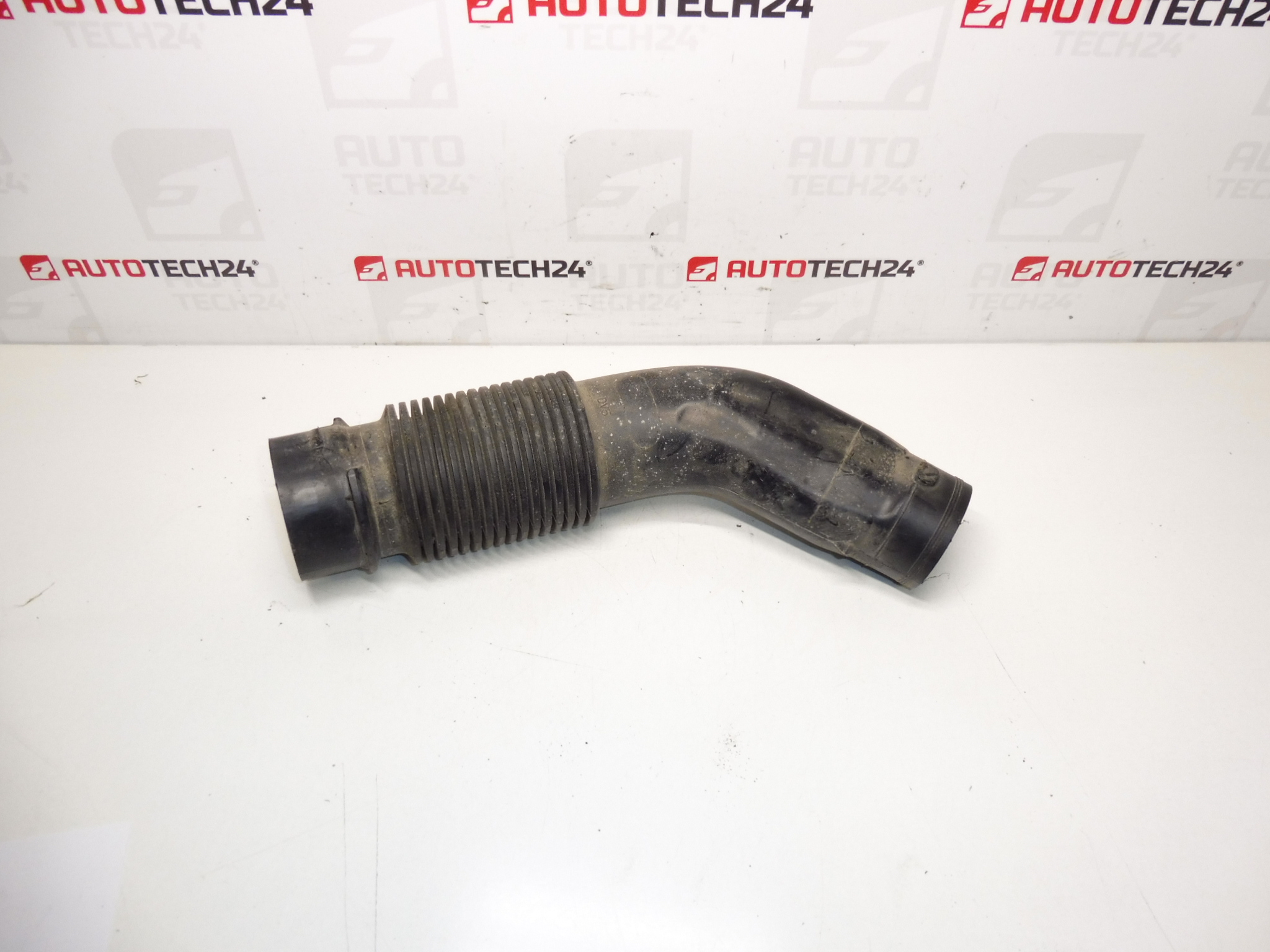 Luftanschluss 1,5 HDI Citroën Peugeot 9810920980