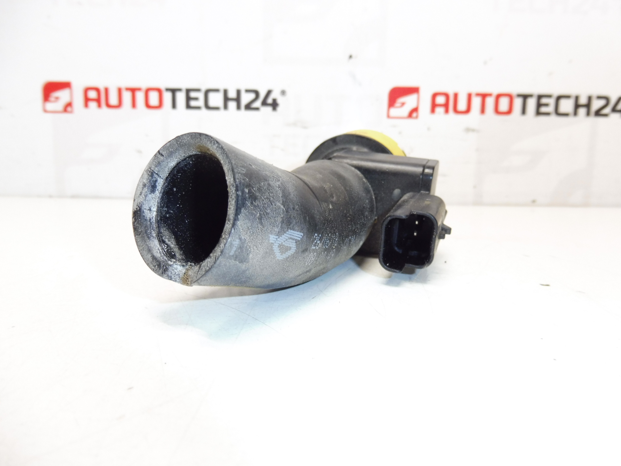 Luftanschluss 1,5 HDI Citroën Peugeot 9811682480