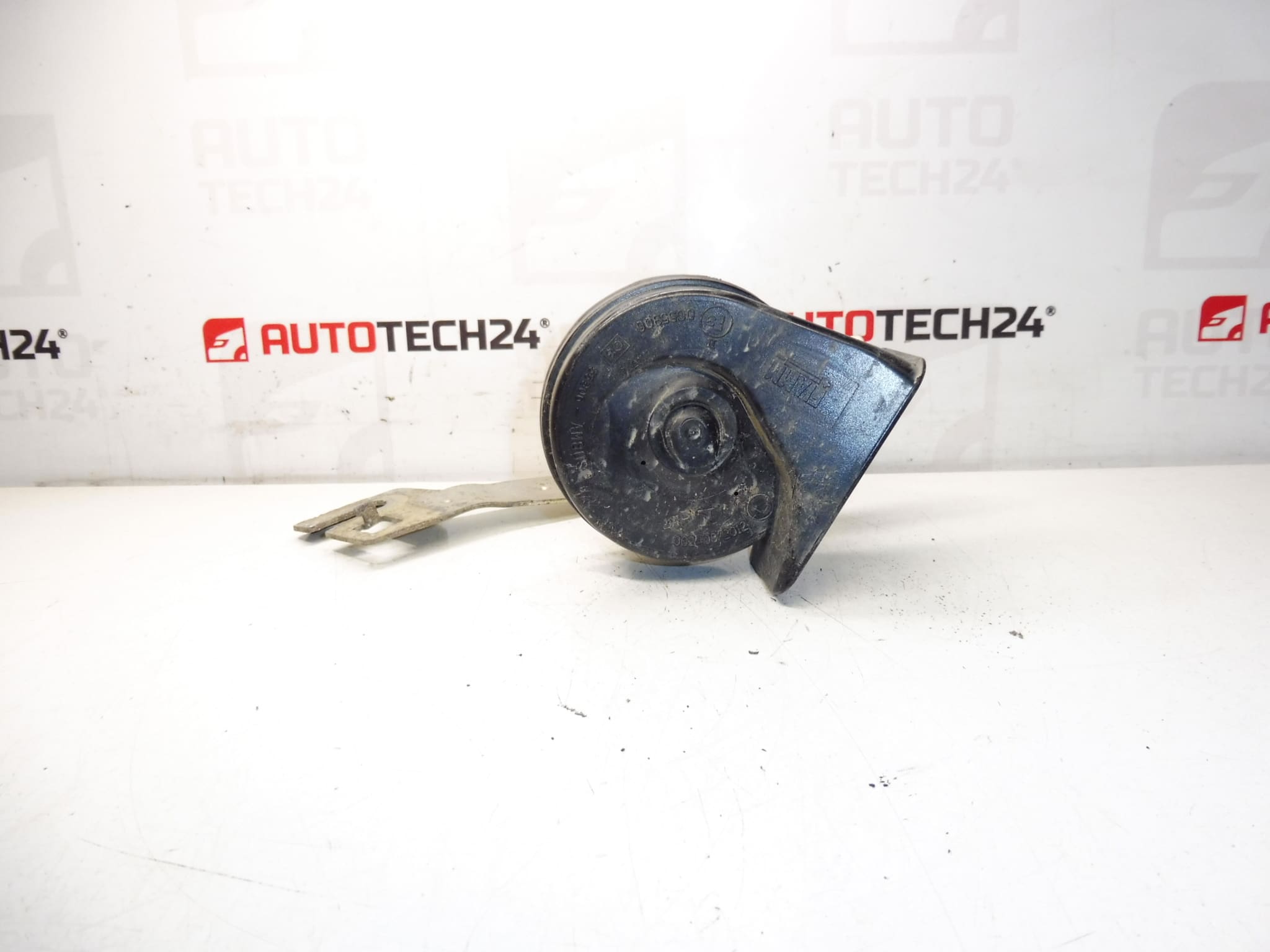 Hupe Hupe mit Halter Peugeot 308 T9 9800563180