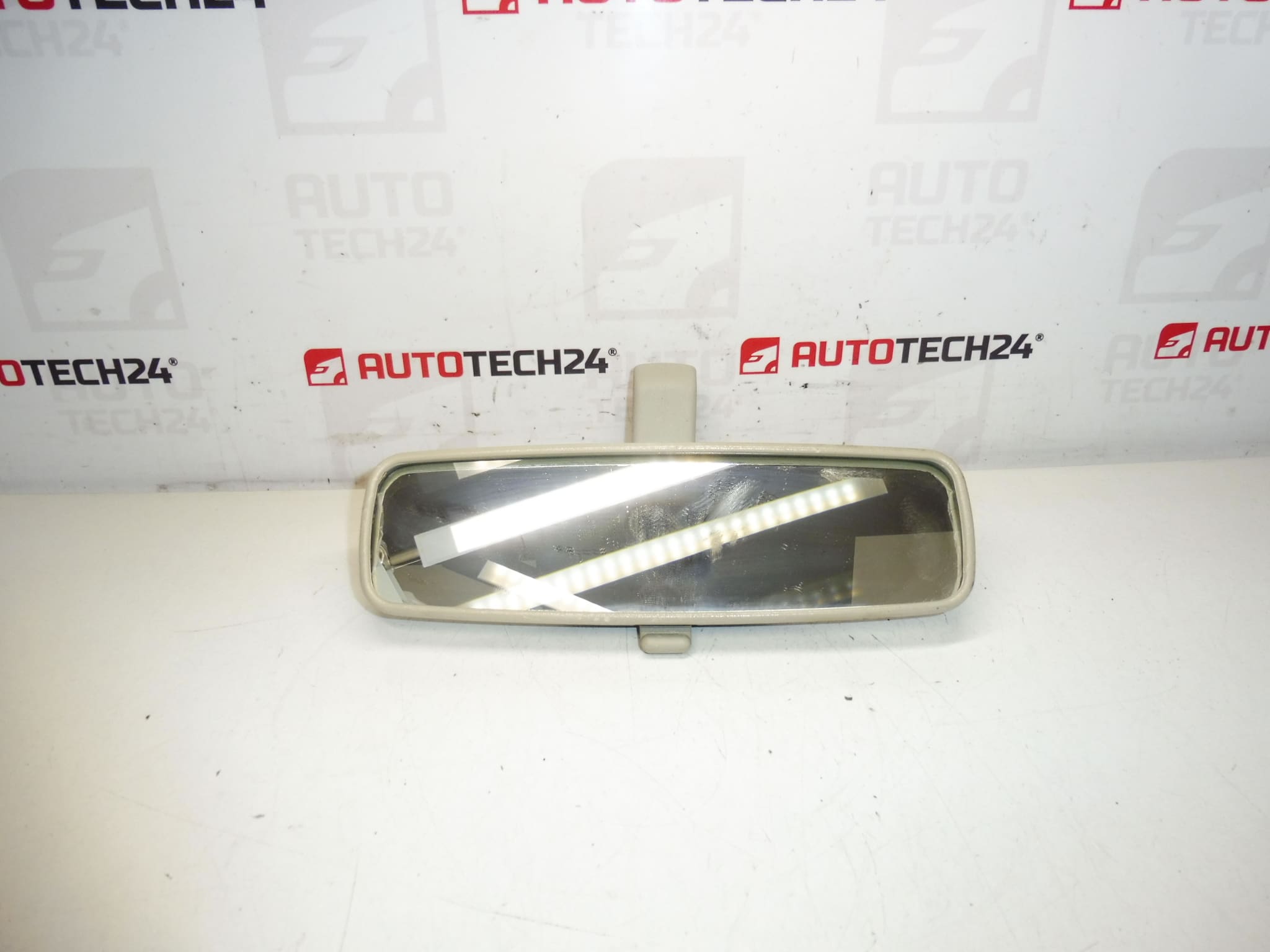 Innenspiegel Citroën Peugeot 8149FF