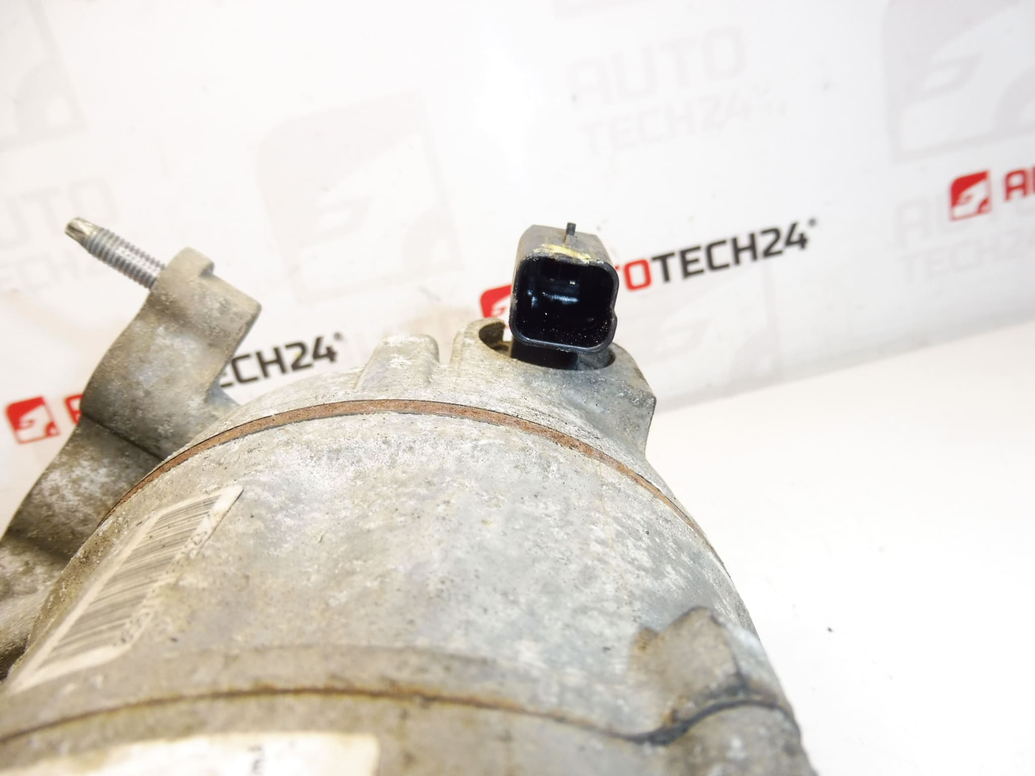 Klimakompressor Valeo 9827528980-02 9827552180-02 1617294480 – Bild 2