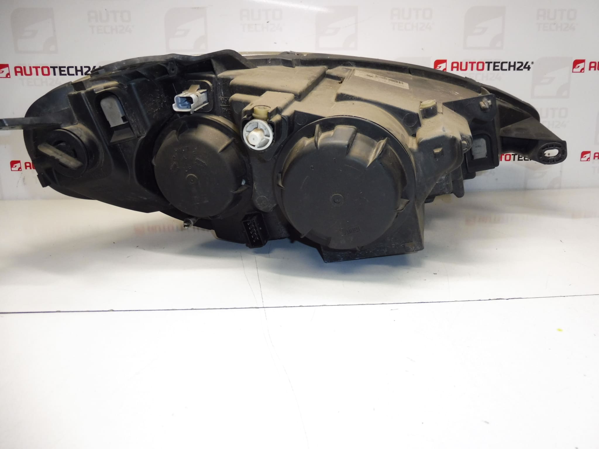 Peugeot 807 Scheinwerfer vorne links 1400964380 89901574 6208F1 – Bild 2