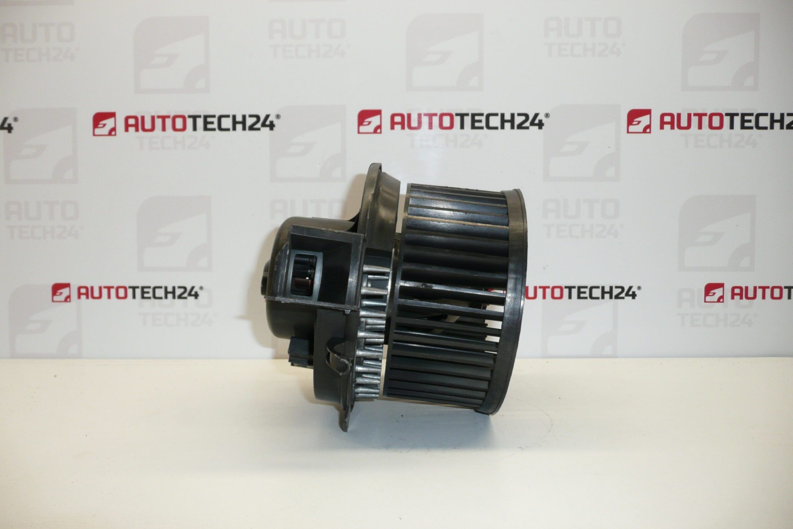 Heizgebläse Citroën Peugeot 6441K0 – Bild 2