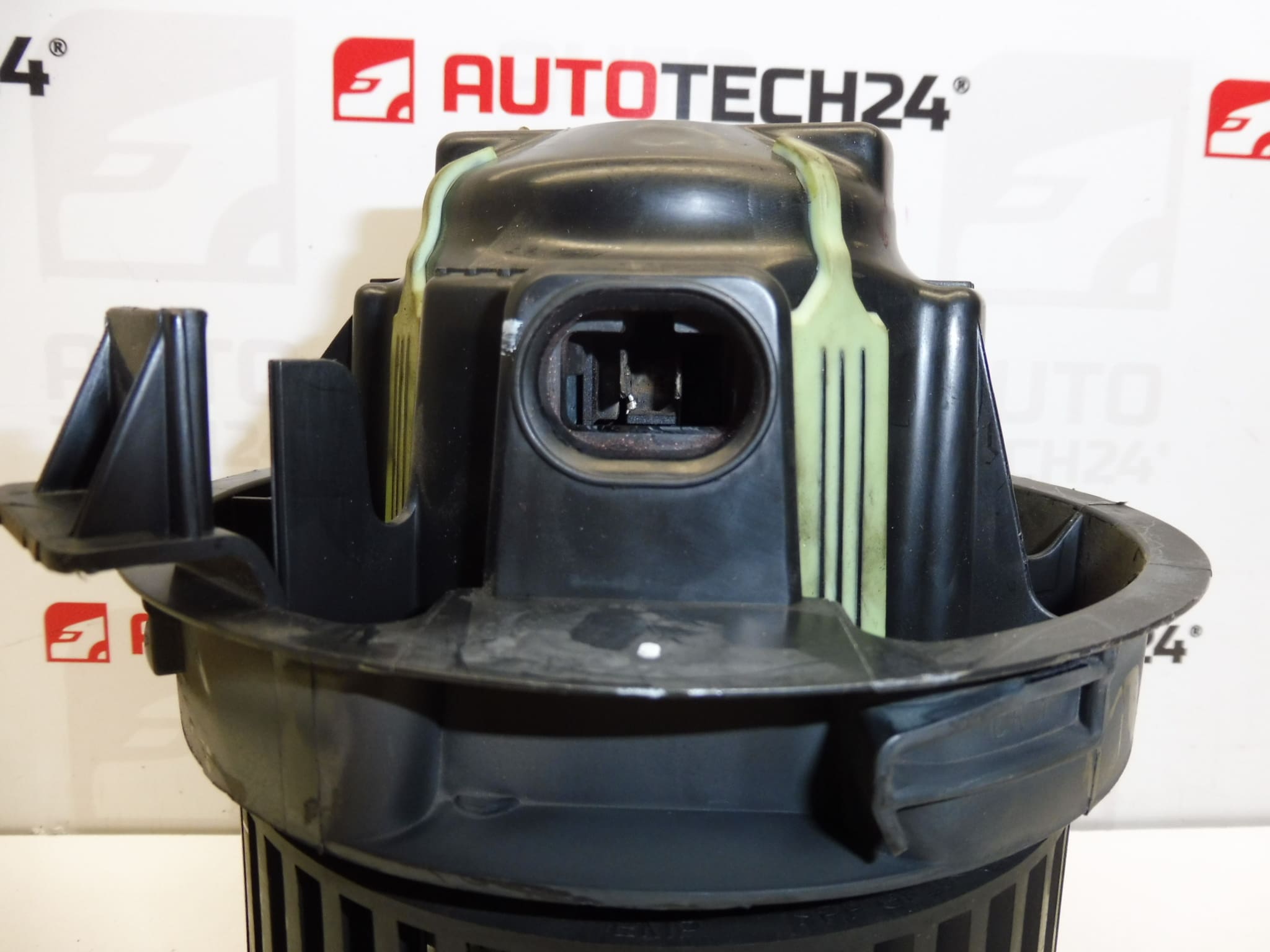 Heizgebläse Valeo Citroën Peugeot 207 N102993X – Bild 2