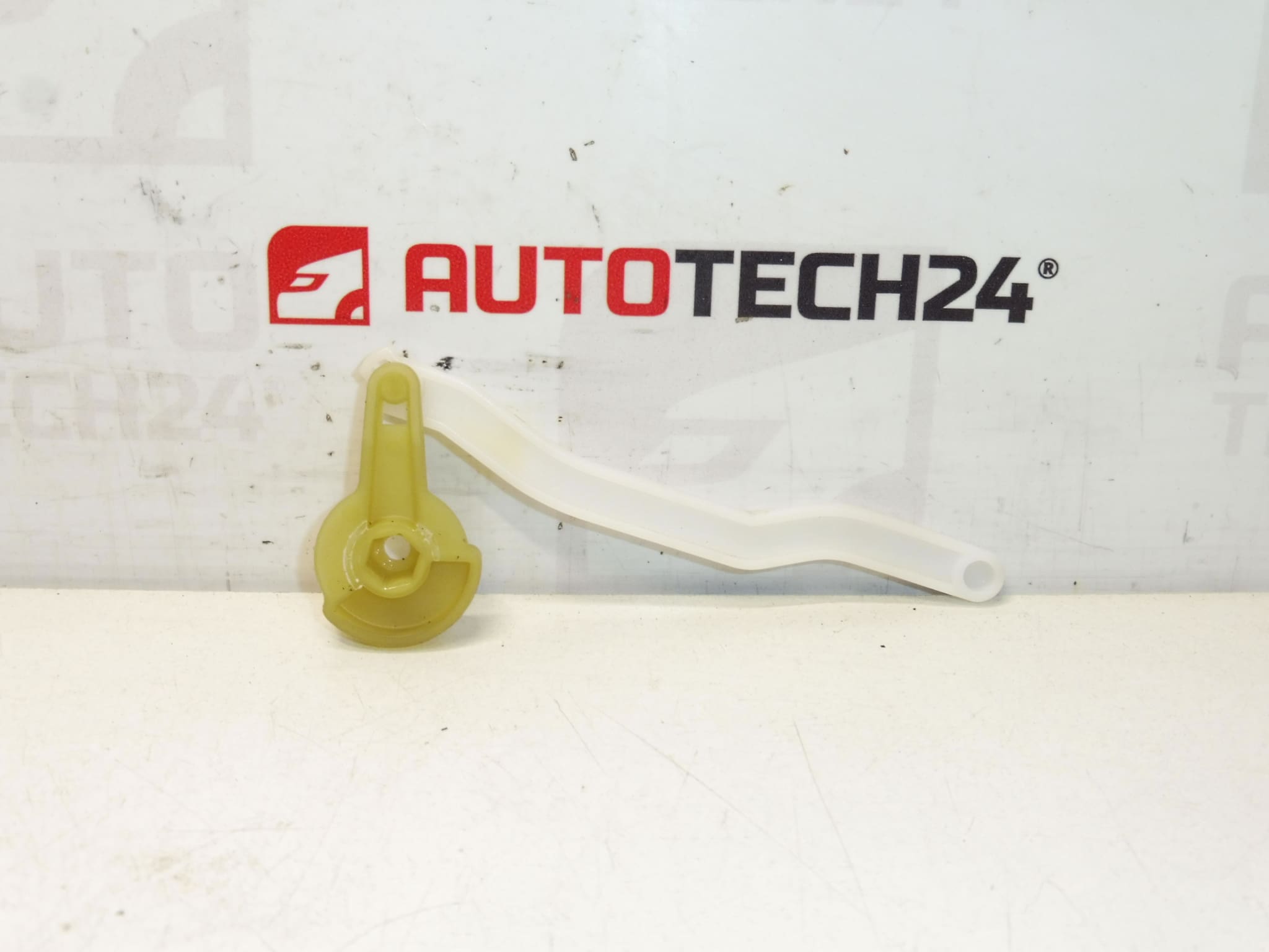 Klimaanlagen-Steuersatz Citroën Peugeot 1610531880 – Bild 2