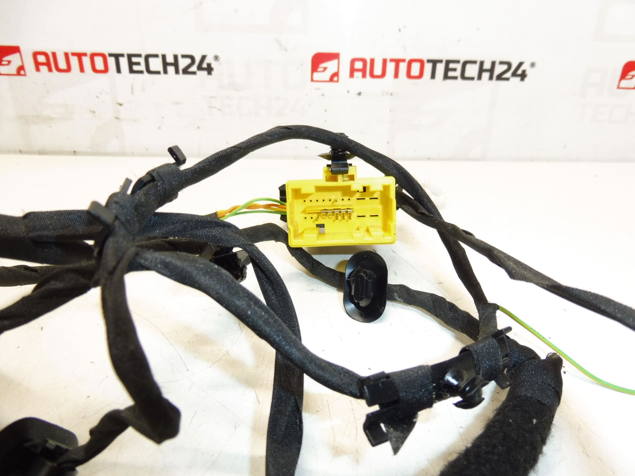 Peugeot 308 T9 Fahrersitzgurt 1610829680 – Bild 2