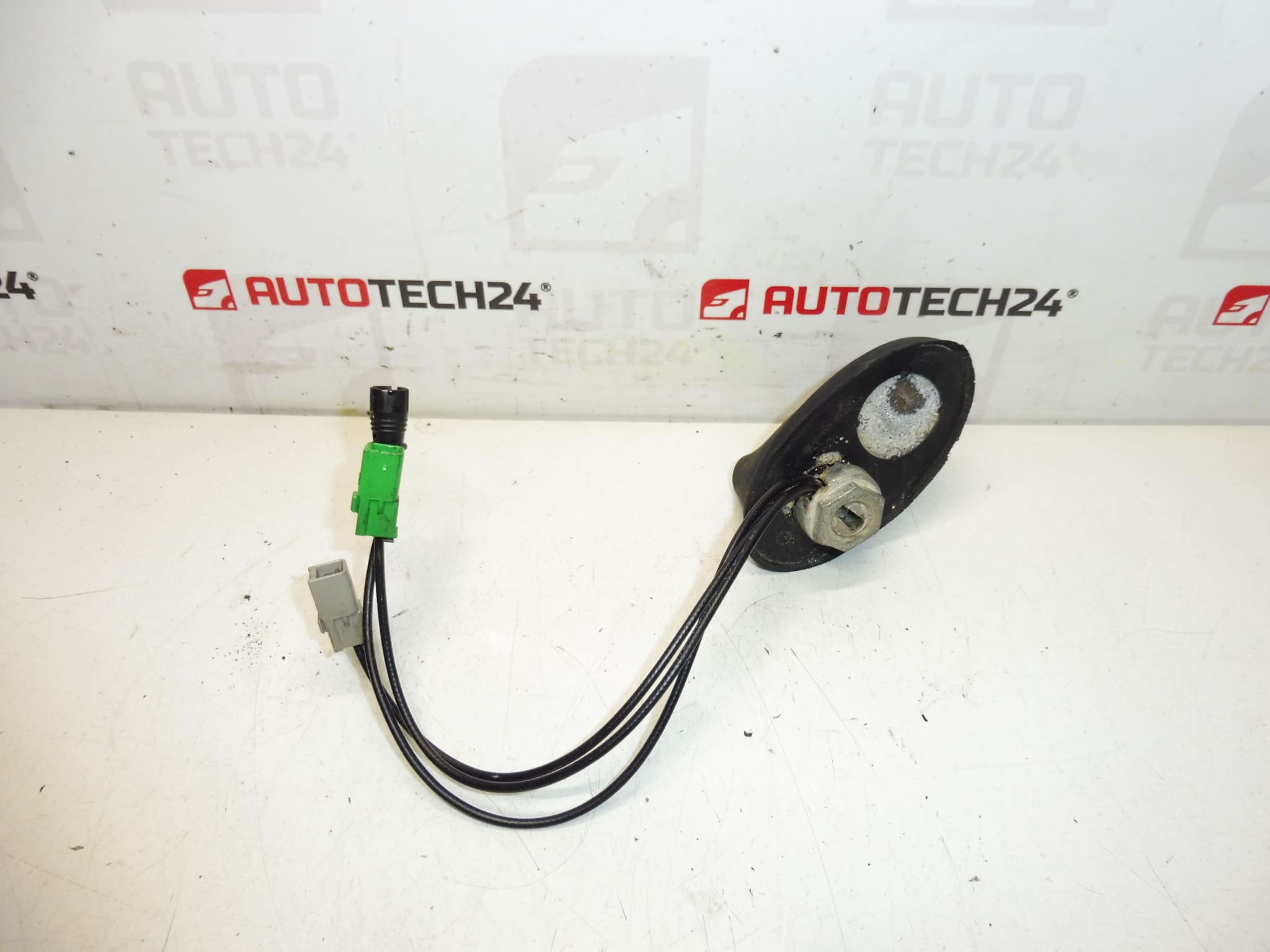 Antenne Citroën Peugeot 9650911780 6561HG – Bild 2