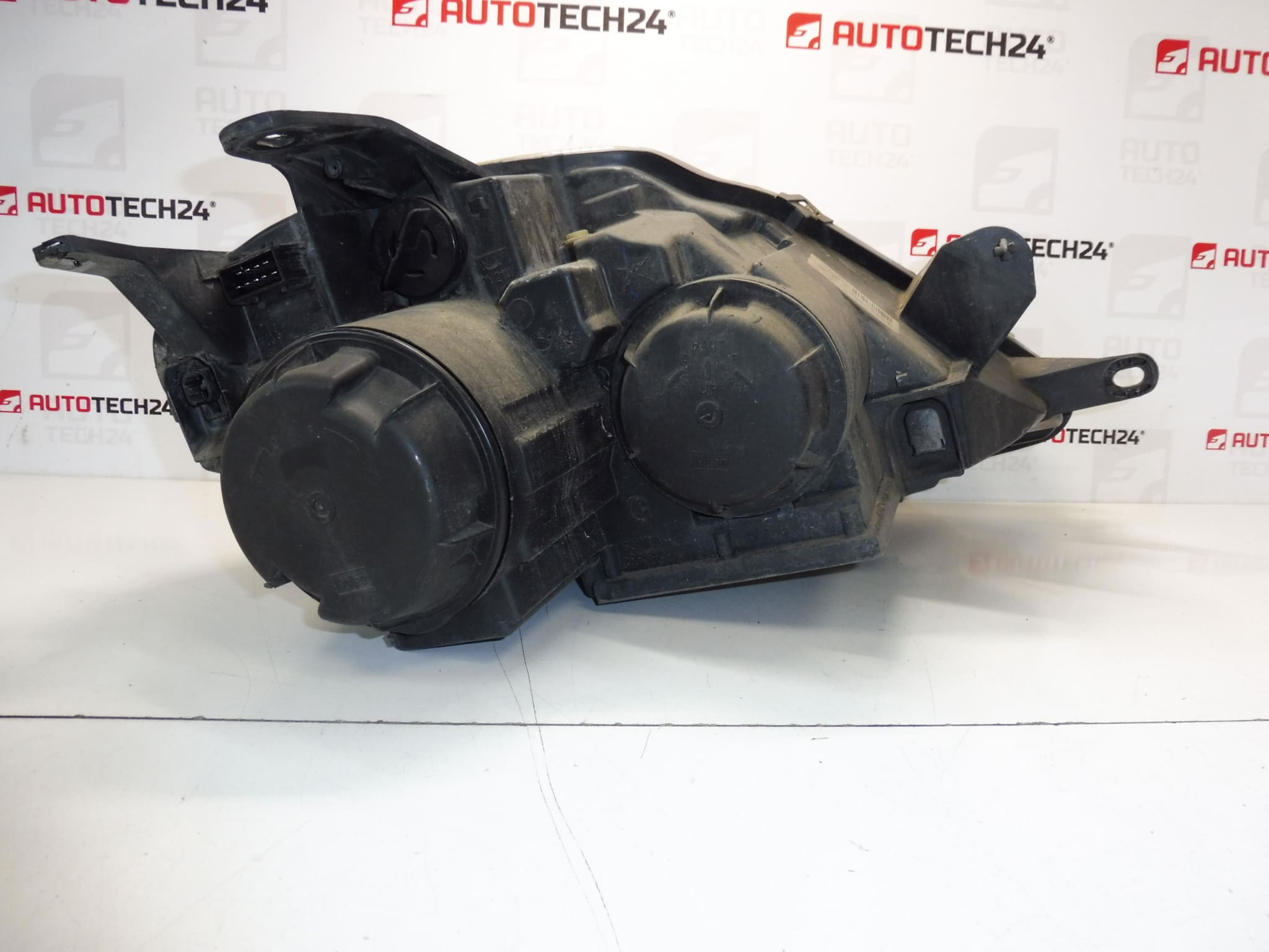 Linke Frontleuchte Xenon Citroën C8 1494320080 89006373 620816 – Bild 2