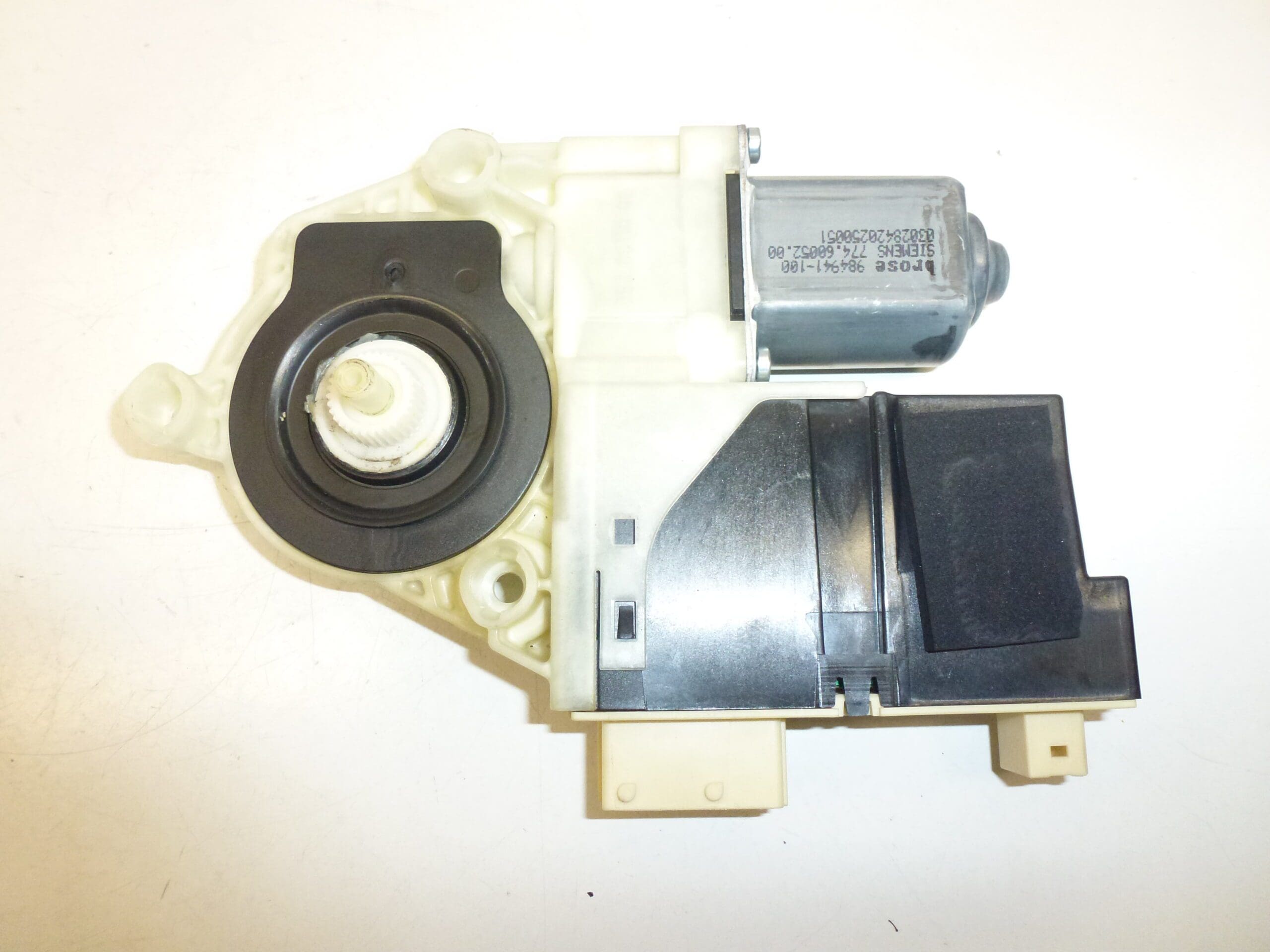 Fensterhebermotor links Citroën C4 9681575280 9221AW