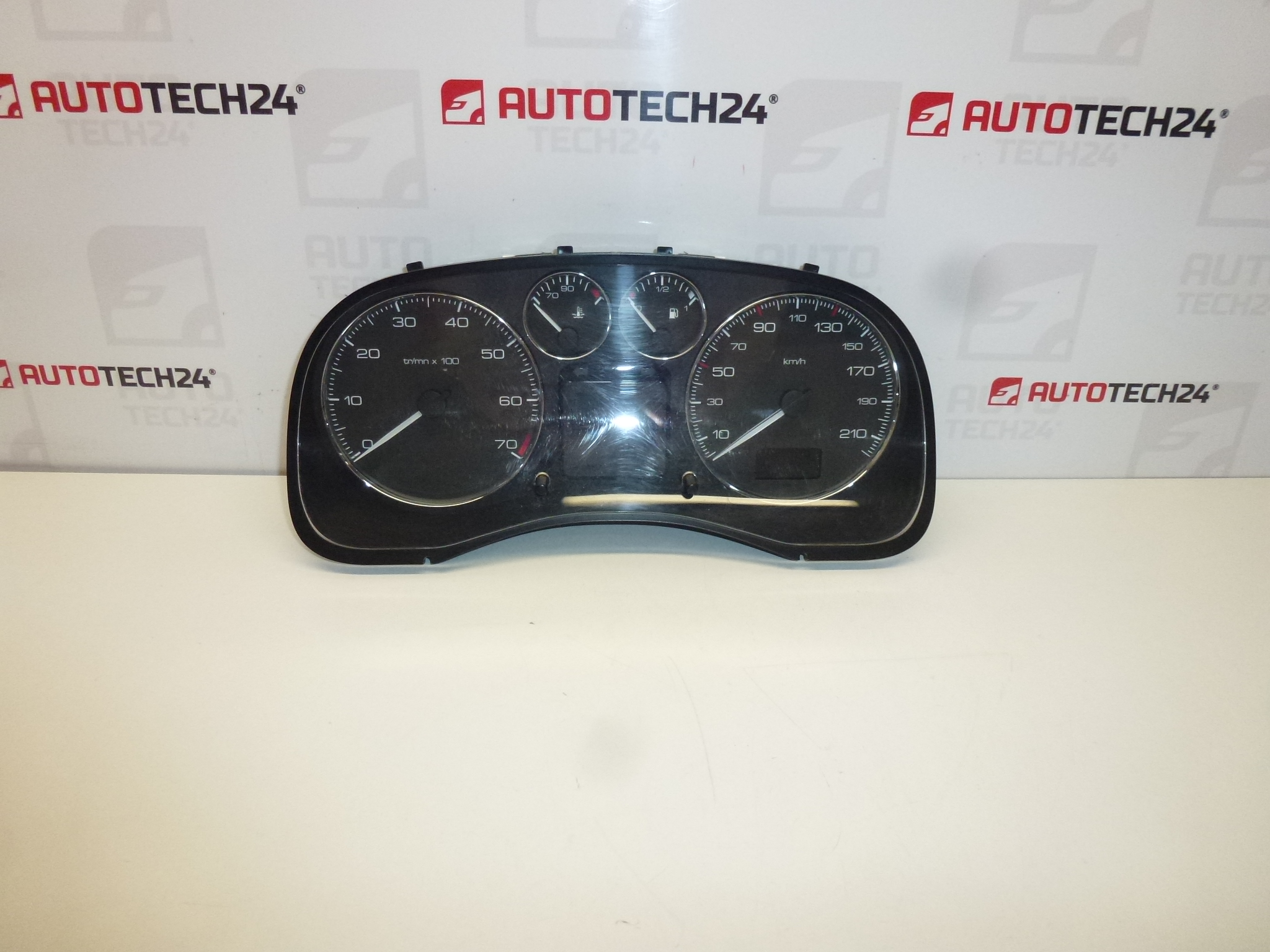 Drehzahlmesser Peugeot 307 II 215000 km 9654485080 6106N0