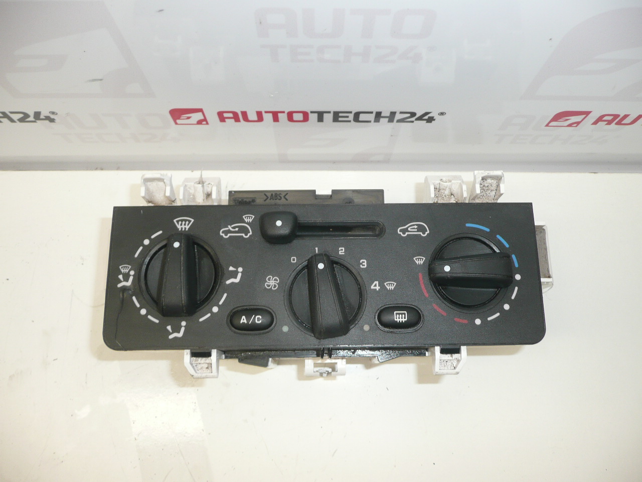Heizungs- und Klimabediengerät Citroën C2 C3 F664479W 6451KR