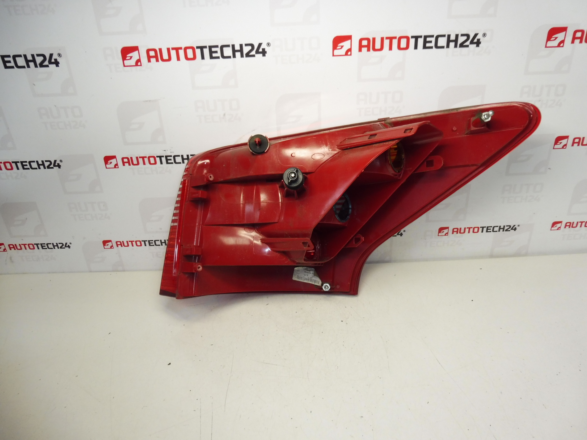 Linker Rückleuchteneinsatz Peugeot 407 SW 9641948780 6350T3