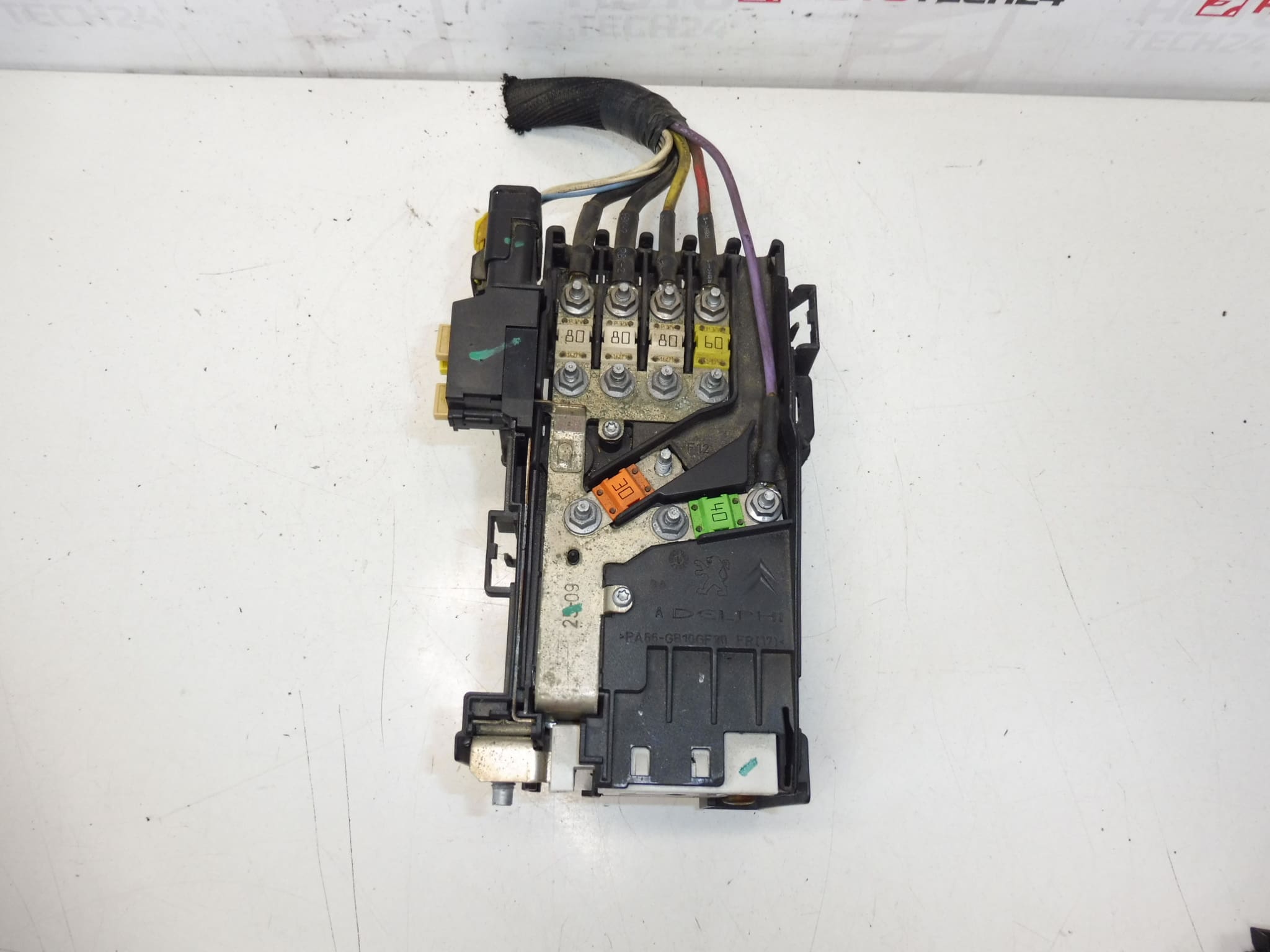 Sicherungsmodul Citroën Peugeot 9666527680 28236841 6500GR