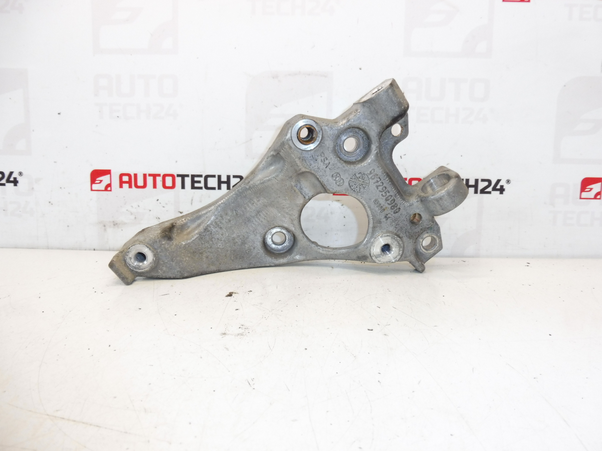 Halter für Klimakompressor Citroën Peugeot 1.6 eHDI 9672950980 6453NS