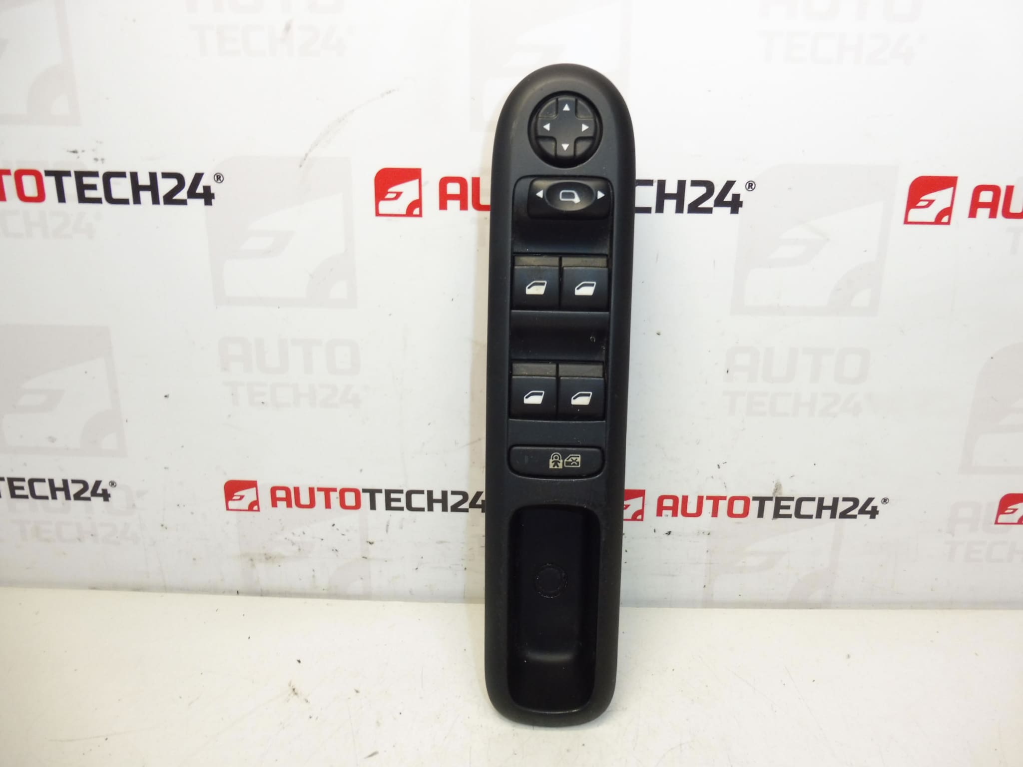 Fenster- und Spiegelsteuerung Peugeot 3008 5008 96650620ZD 6490X5