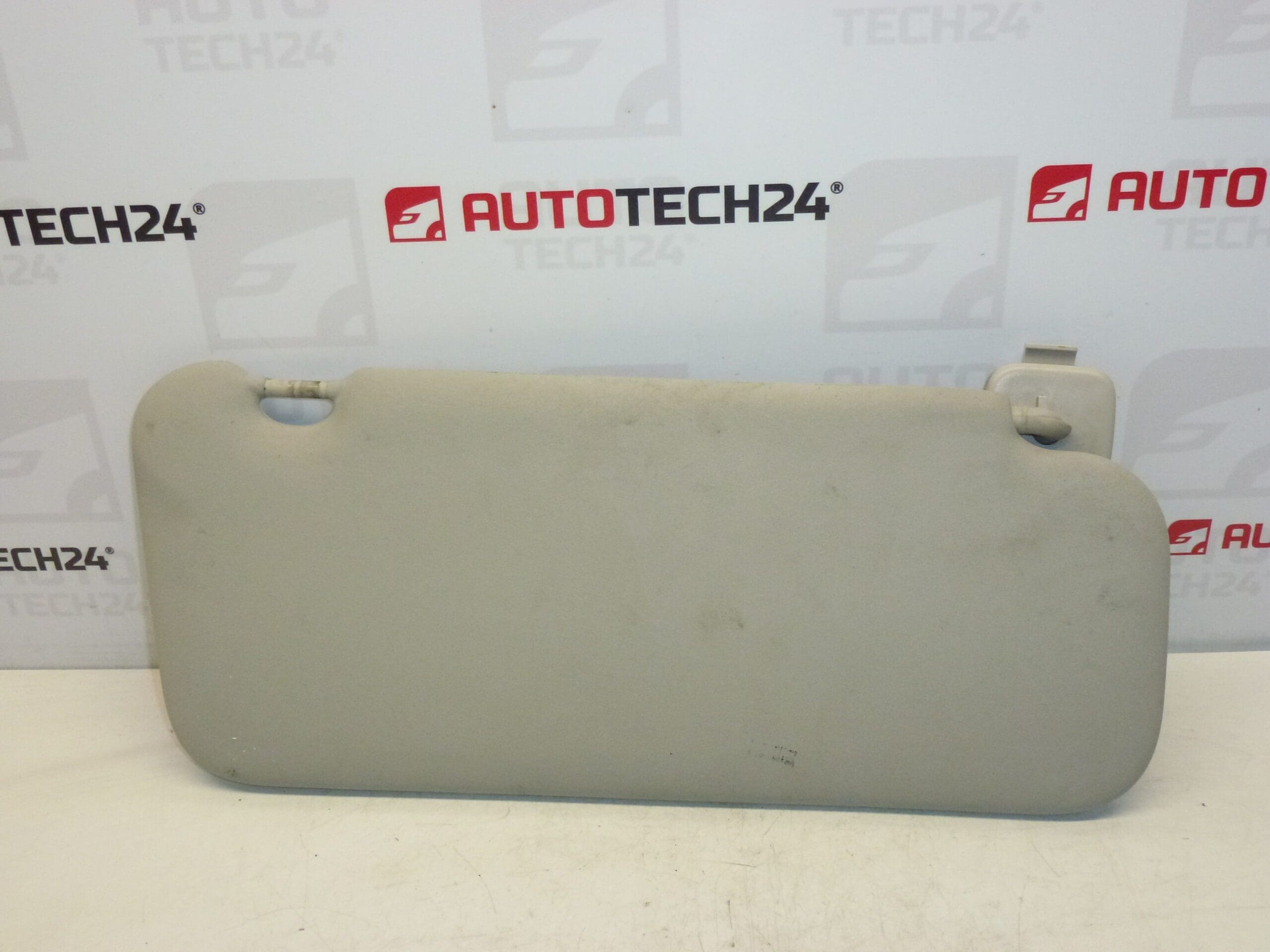 Peugeot 407 Fahrersonnenblende links 8143NZ