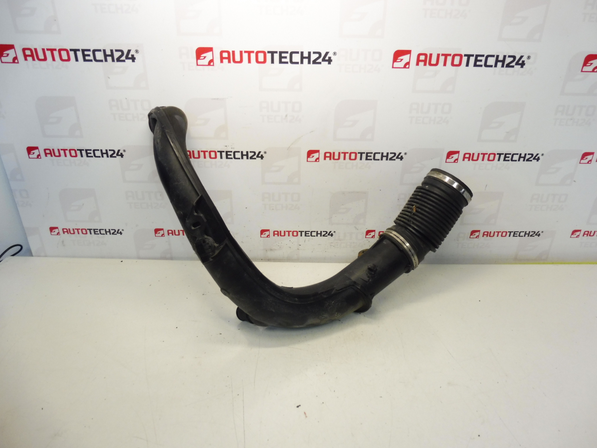 Ansaugrohr für Citroën Peugeot 2.0 HDI 9652091380 143484