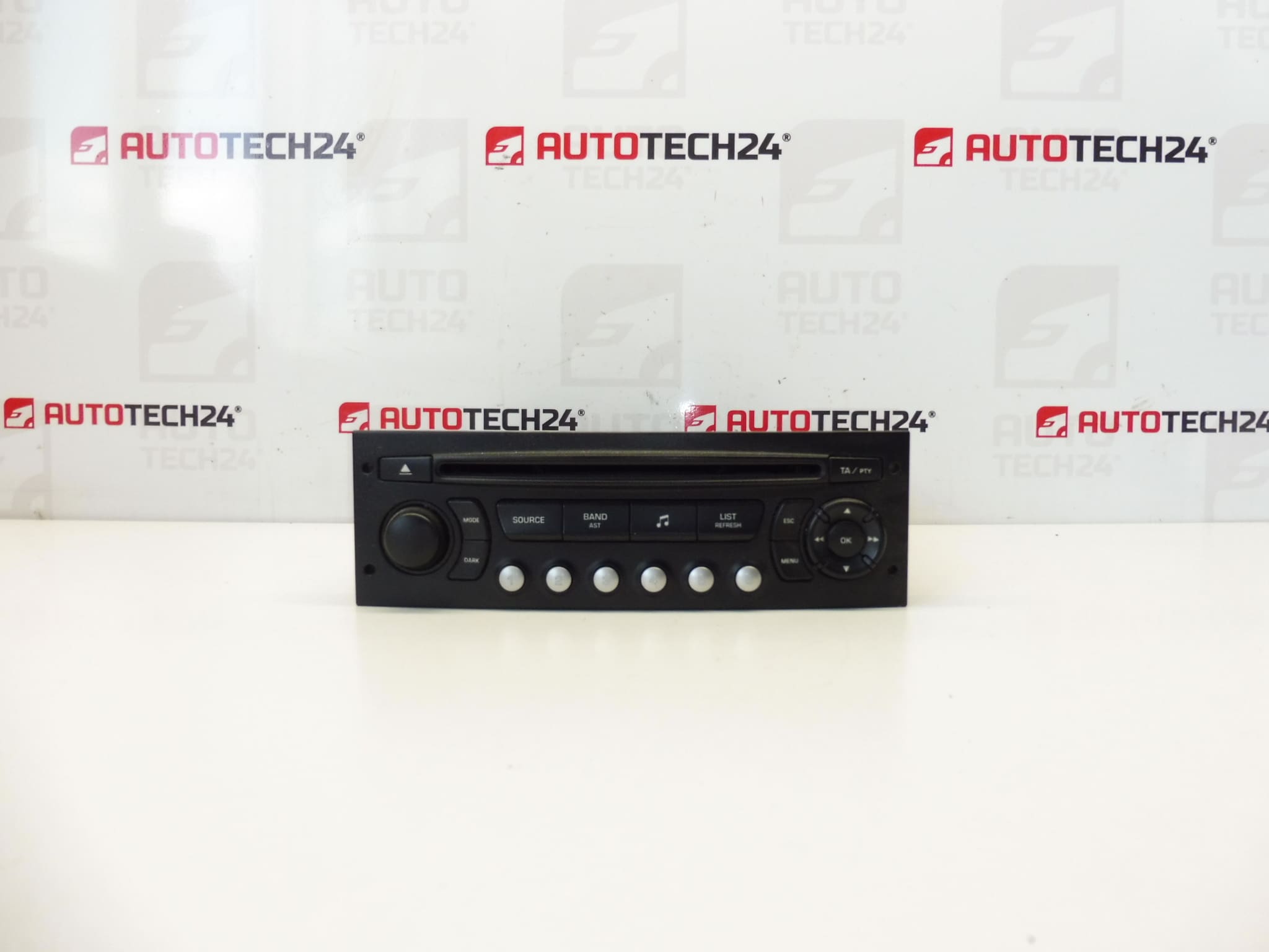 Autorádio mit CD Blaupunkt RD4 N1 - 02 Citroën Peugeot 9660646477