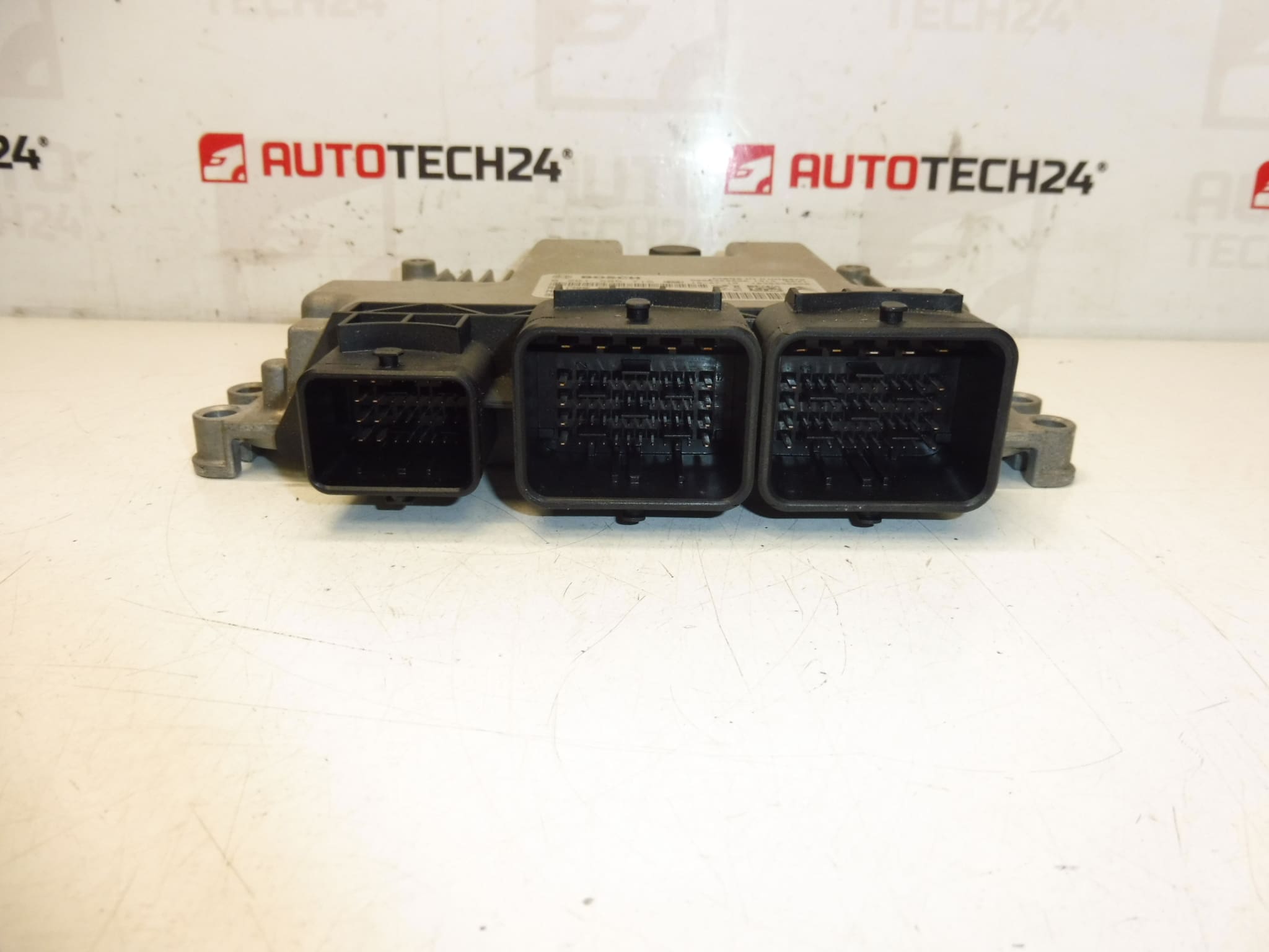 Steuergerät Bosch MEV17.4 0261S05715 9666824080
