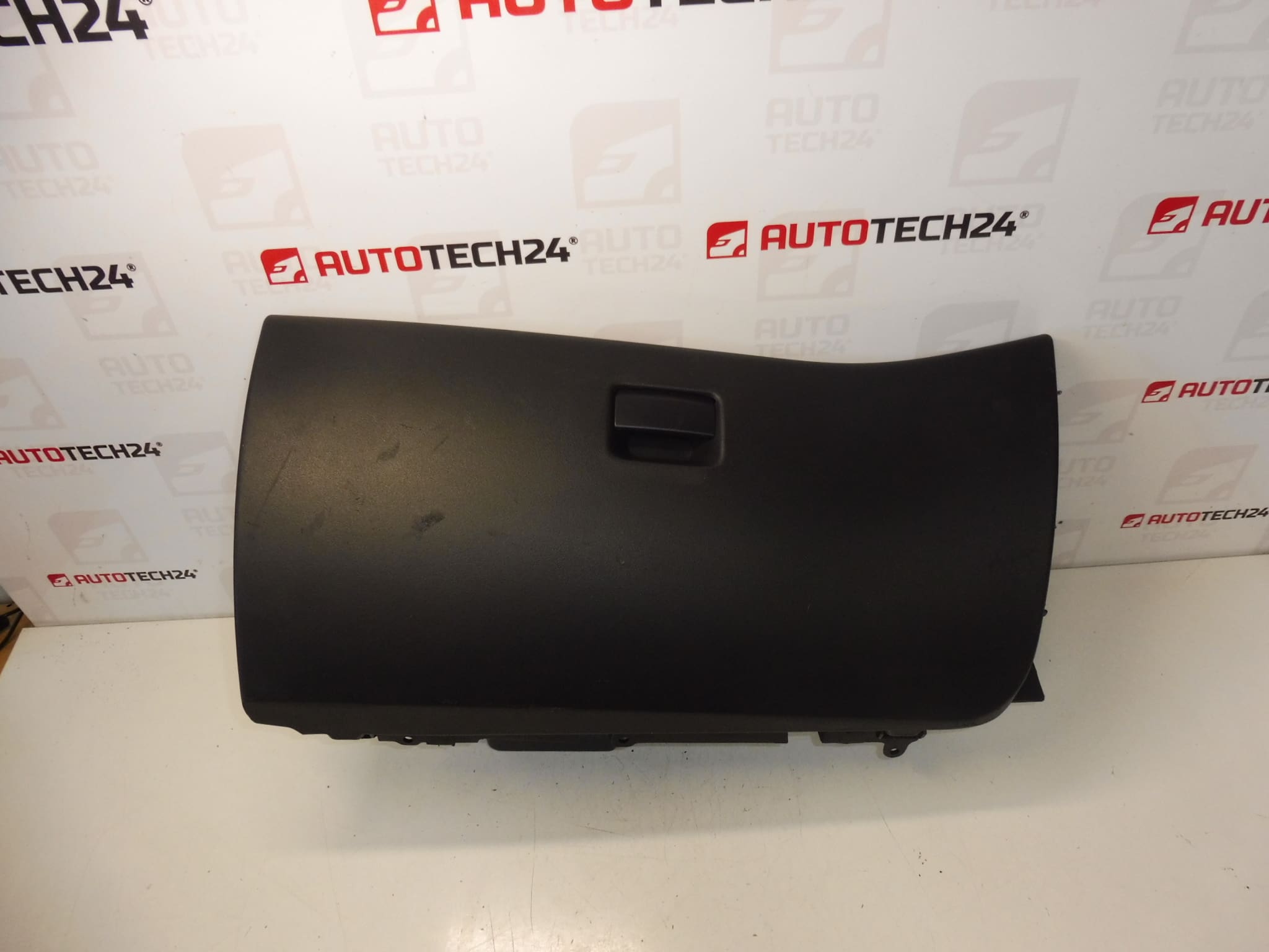 Aufbewahrungsbox Citroën C4 Picasso 8218FH 8218FF 8226CY