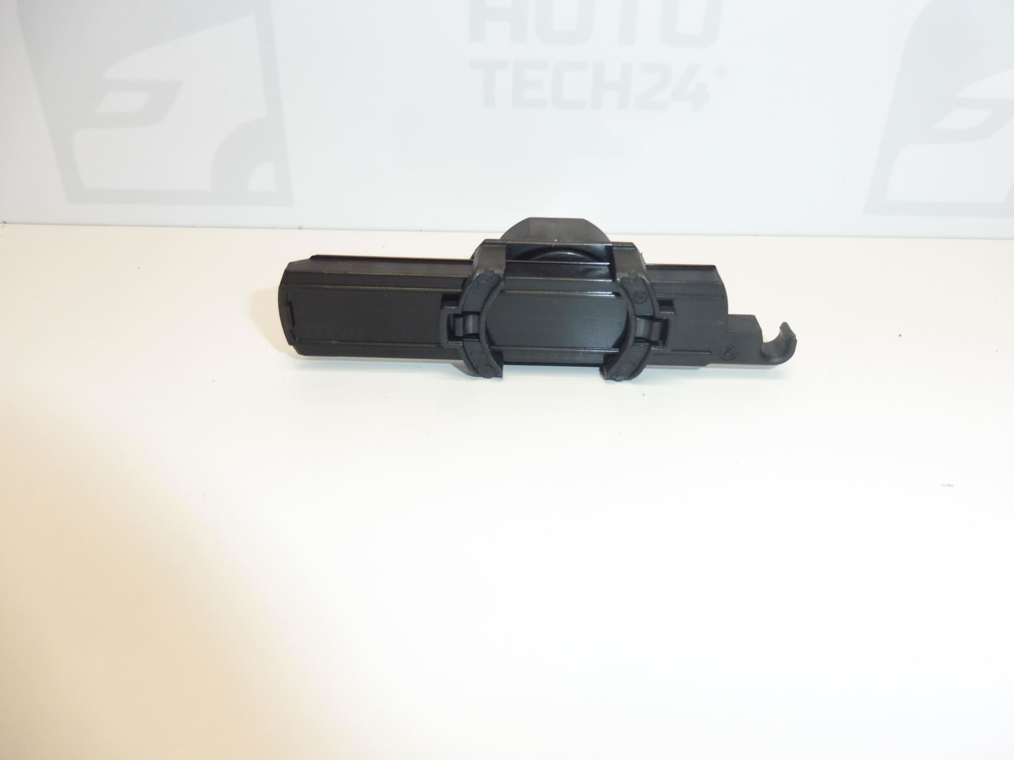 Citroen C4 II B7 und DS4 Handschuhfachbremse 8218ZL – Bild 2
