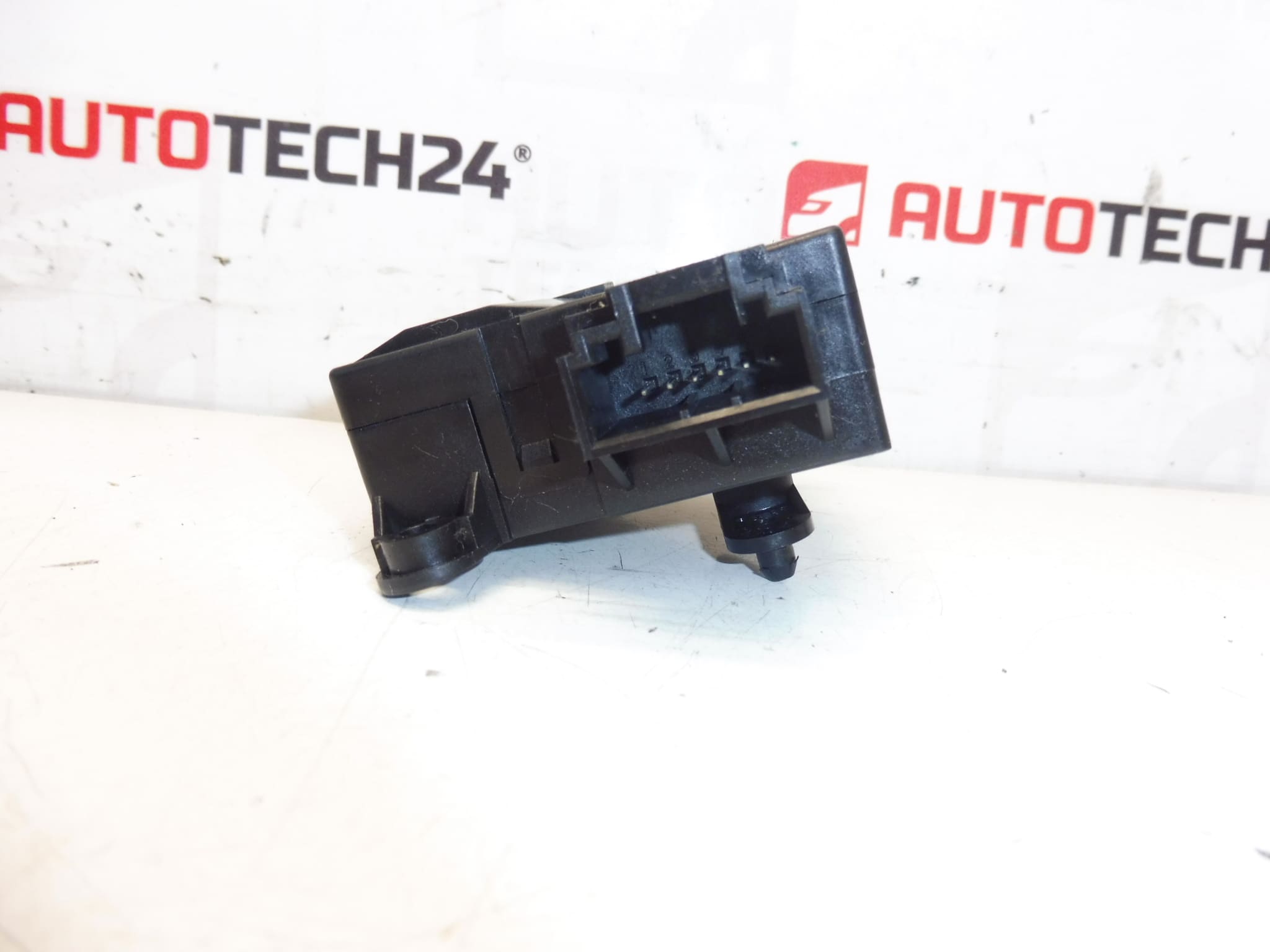 Servomotor Heizung Valeo Citroën Peugeot 030998Z – Bild 2