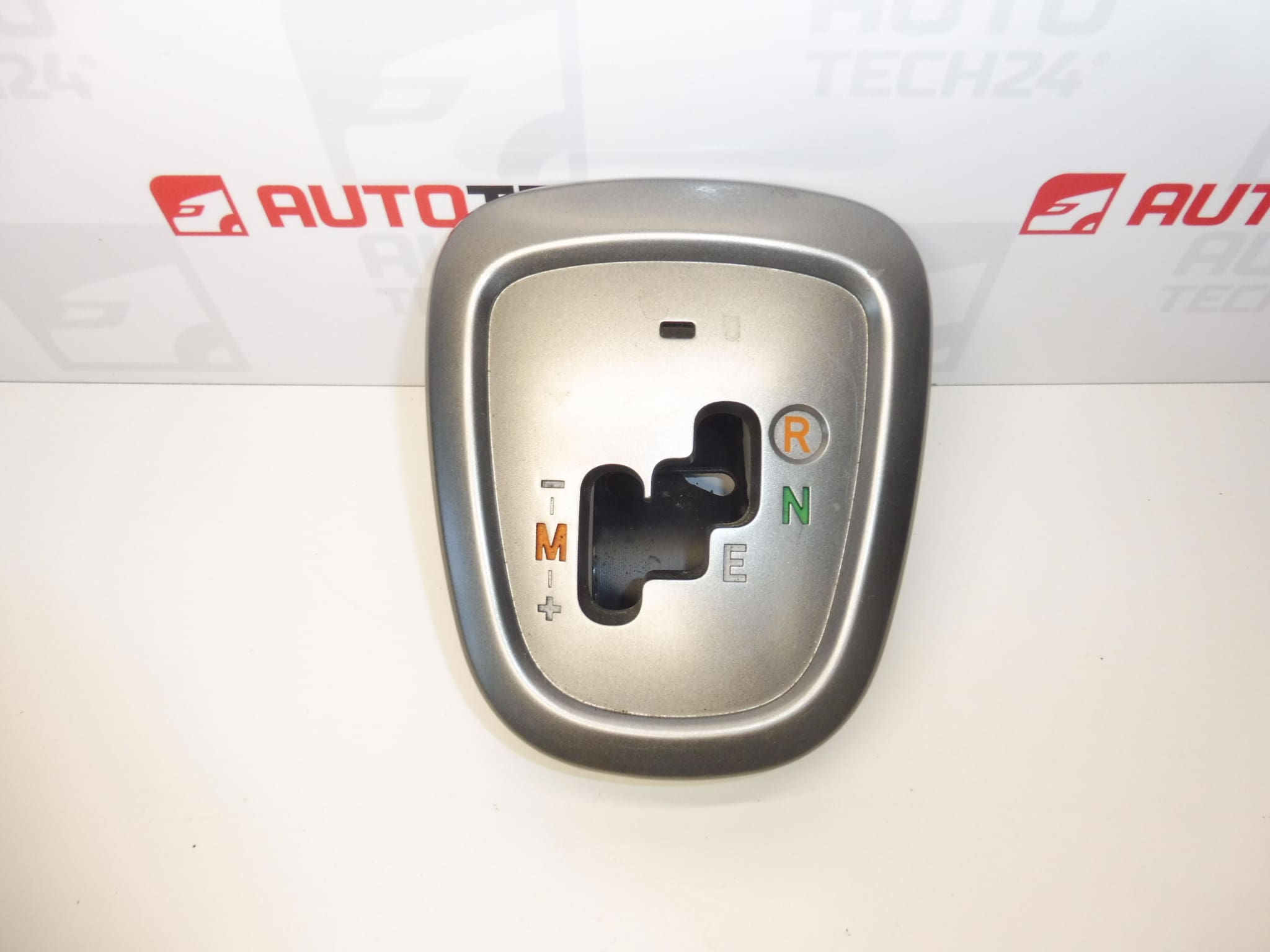 Automatik-Anzeige Citroën C1 Peugeot 107 246329 2461E6 240781